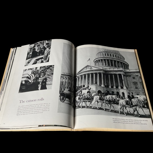 Vtg 1964 Four Days Book the Historical Record of the Death of President Kennedy - Picture 9 of 10